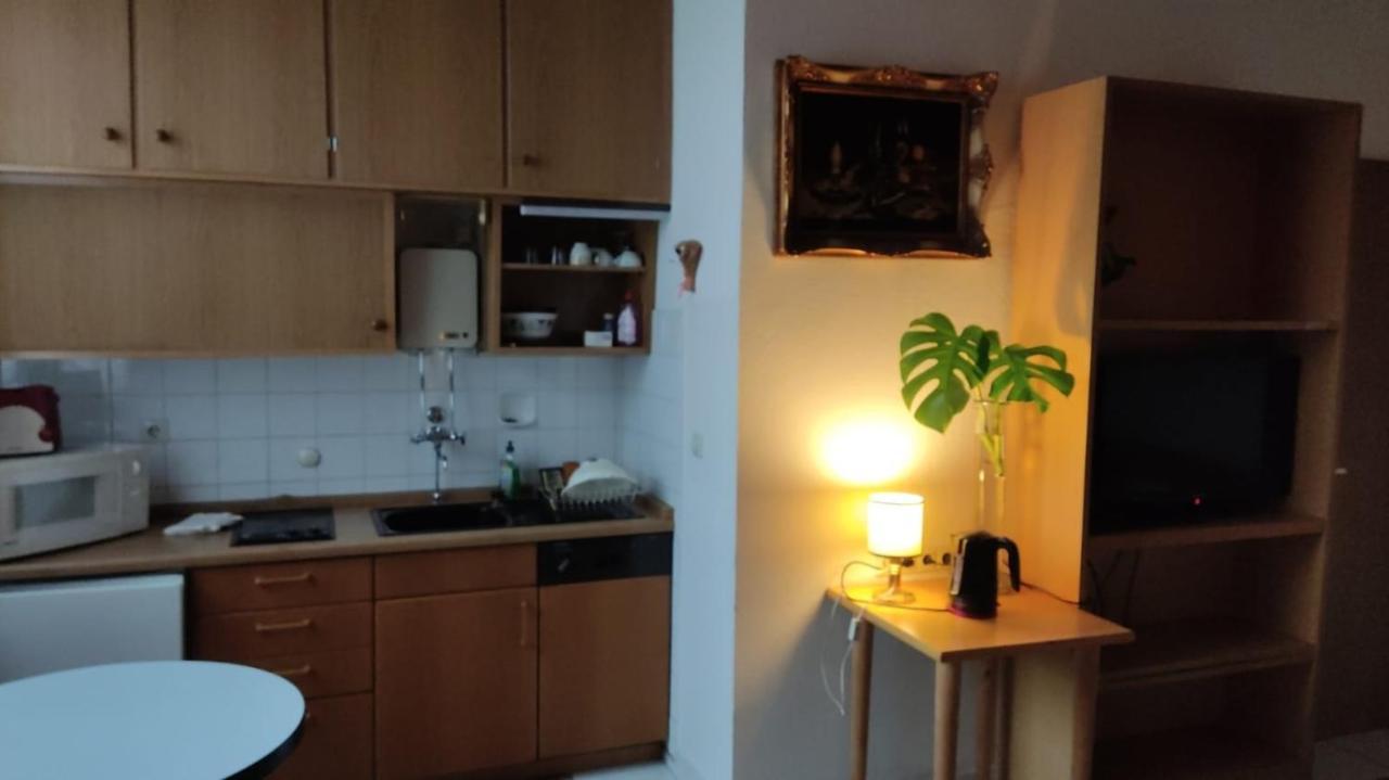 Apartament Kleine Unterkunft In Stuttgart-Muenchfeld Zewnętrze zdjęcie
