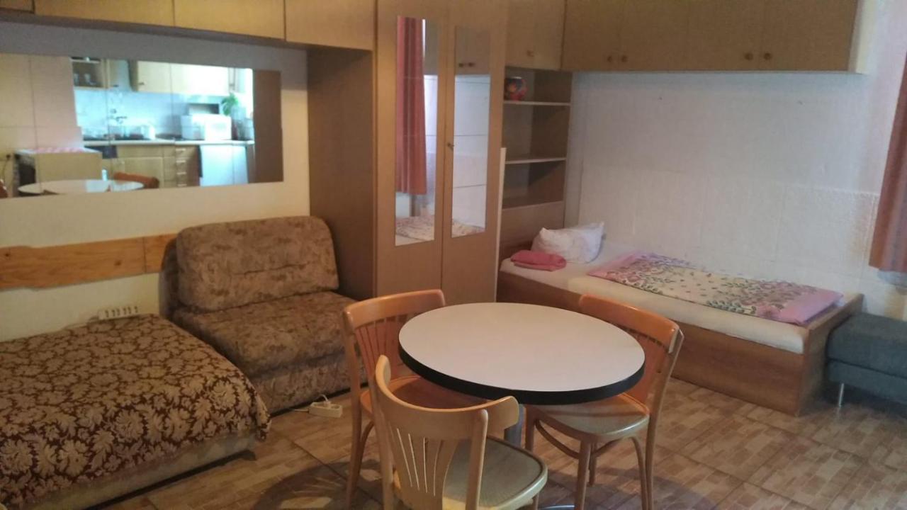 Apartament Kleine Unterkunft In Stuttgart-Muenchfeld Zewnętrze zdjęcie